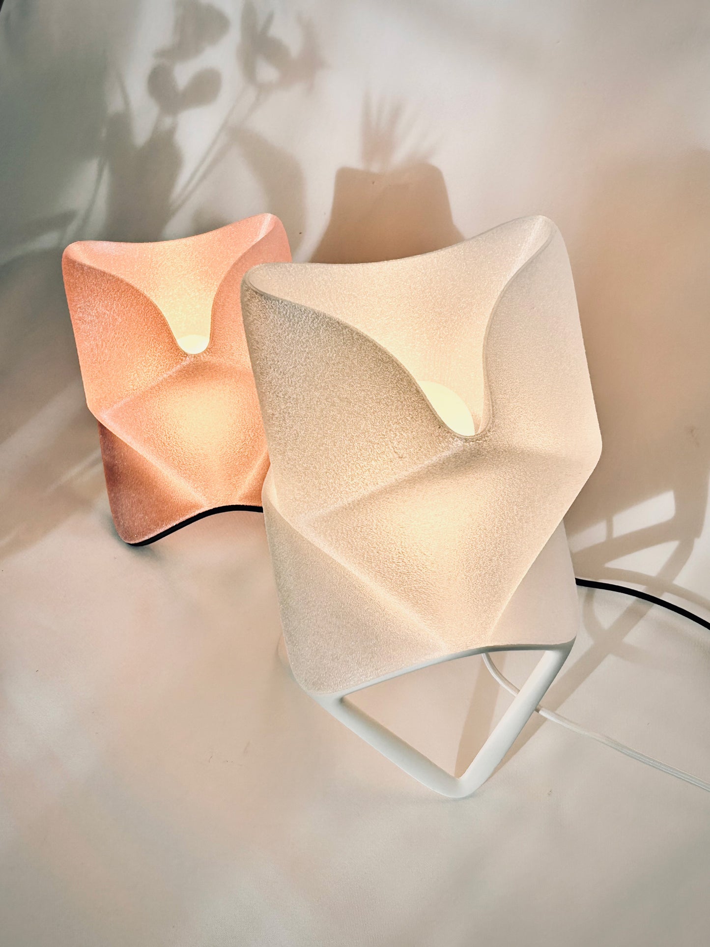 Origami Table Lamp β Modular 3D Printed Light | Minimalist Fold-Inspired Design