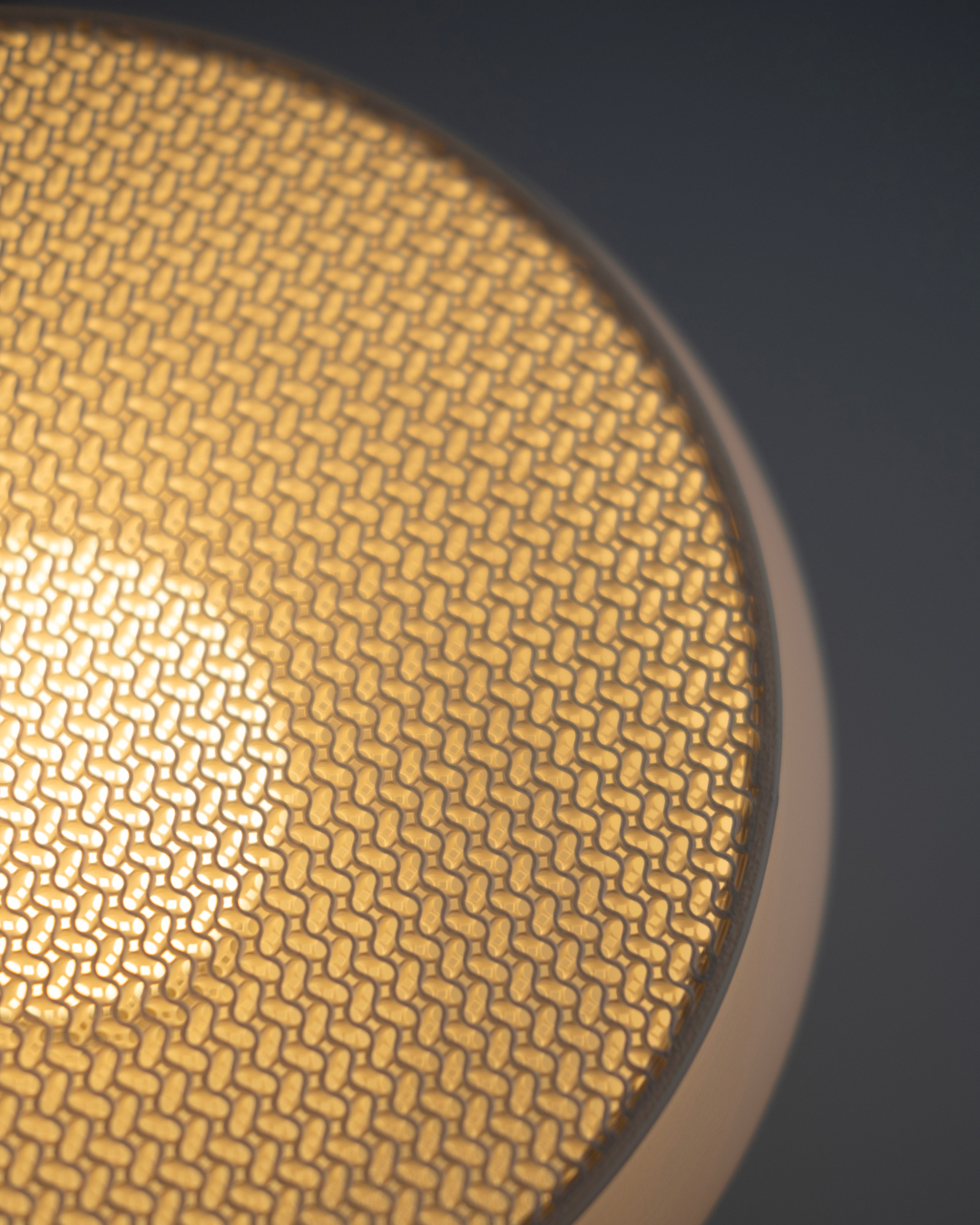 GYROID TABLE LAMP