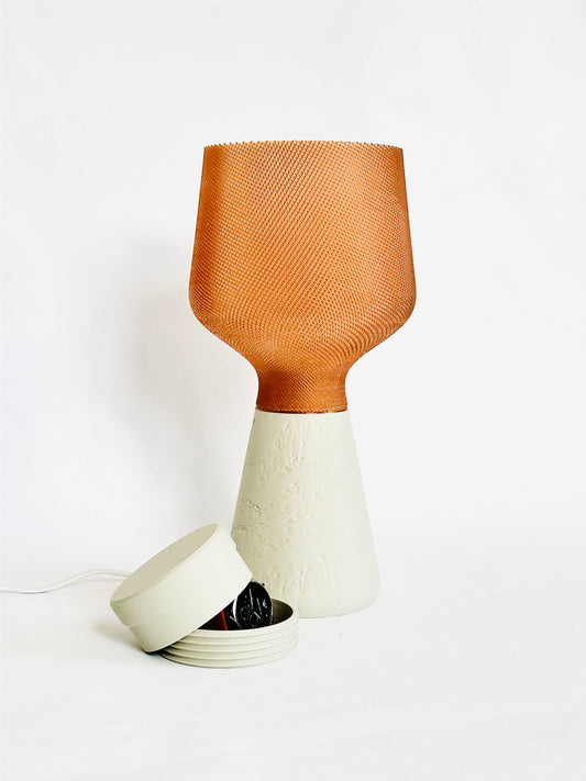 CALIZ M Table Lamp – by Charles Regaud | Woven 3D Printed Design with Hidden Storage