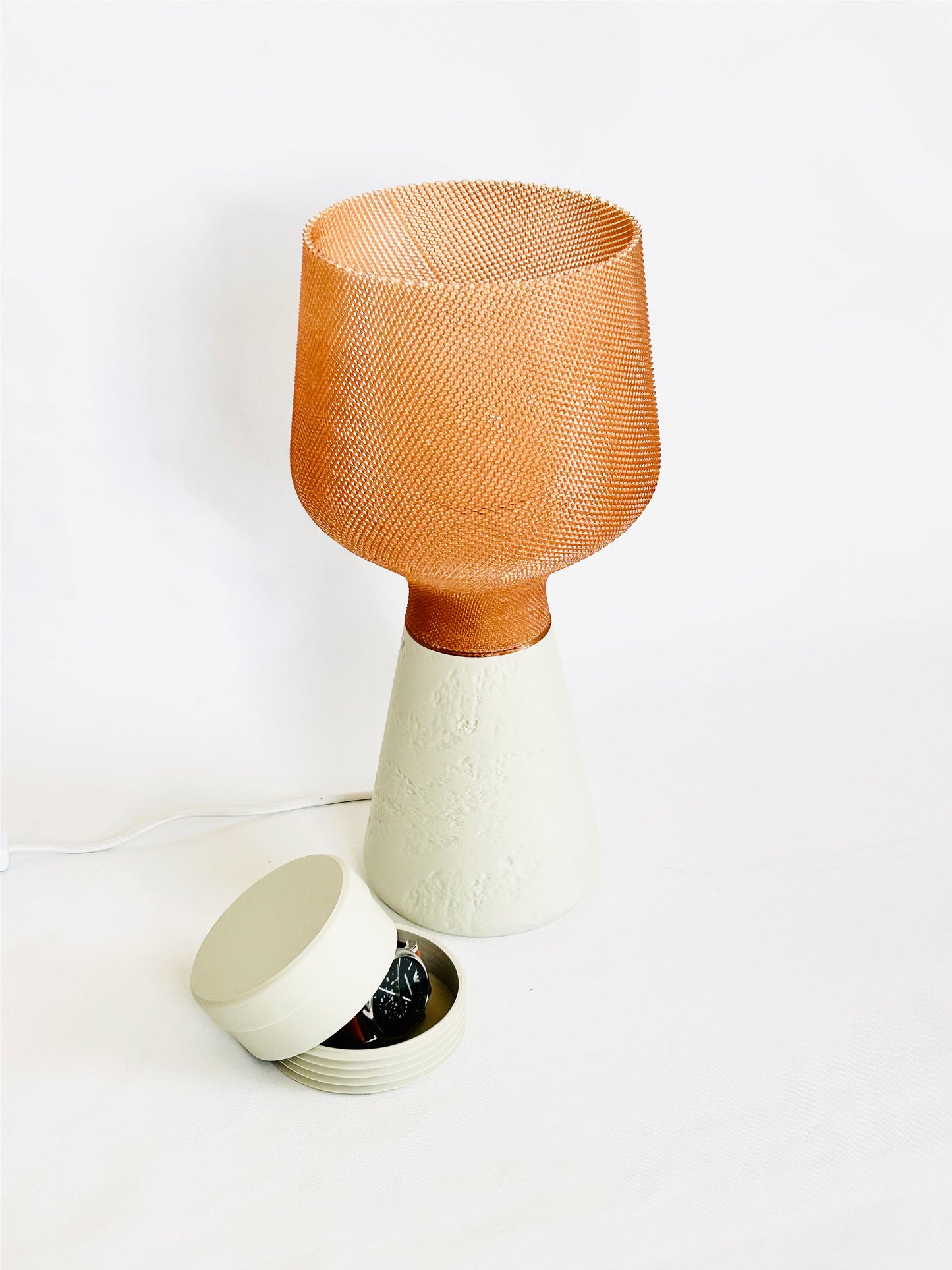 CALIZ M Table Lamp – by Charles Regaud | Woven 3D Printed Design with Hidden Storage