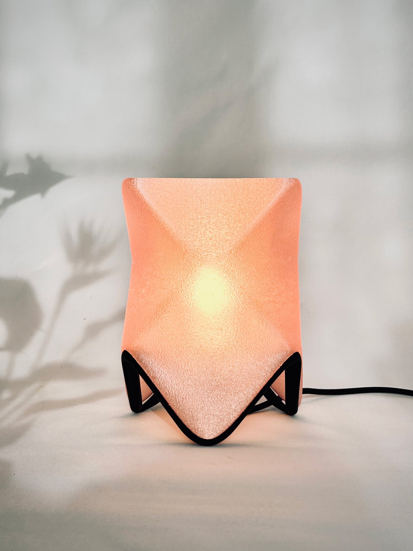 Origami Table Lamp – Modular 3D Printed Light | Minimalist Fold-Inspired Design