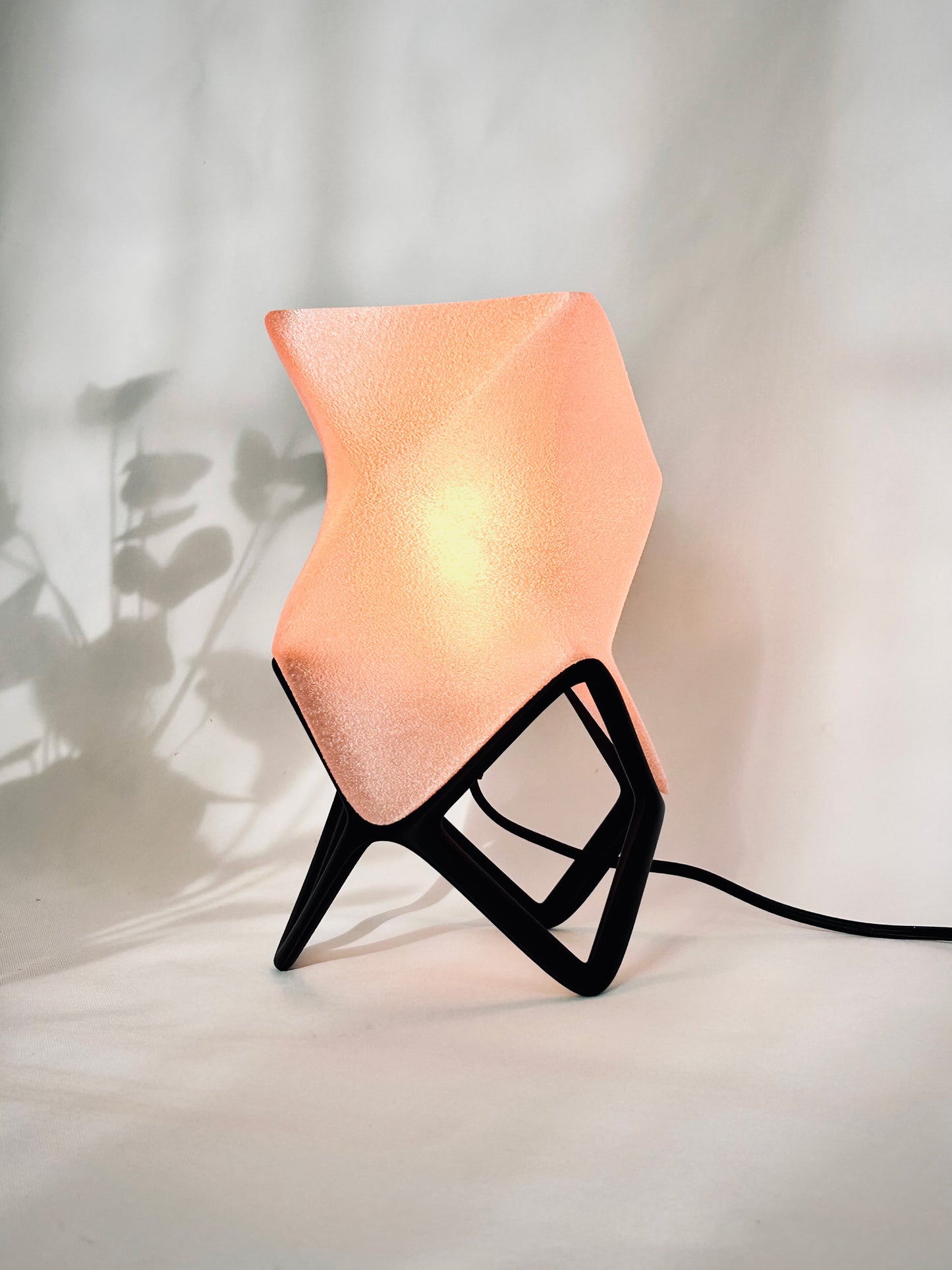 Origami Table Lamp – Modular 3D Printed Light | Minimalist Fold-Inspired Design