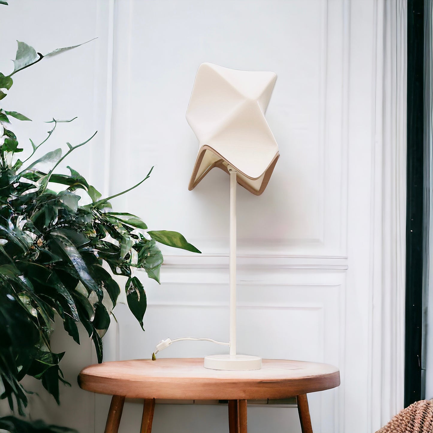 Origami Table Lamp – Modular 3D Printed Light | Minimalist Fold-Inspired Design