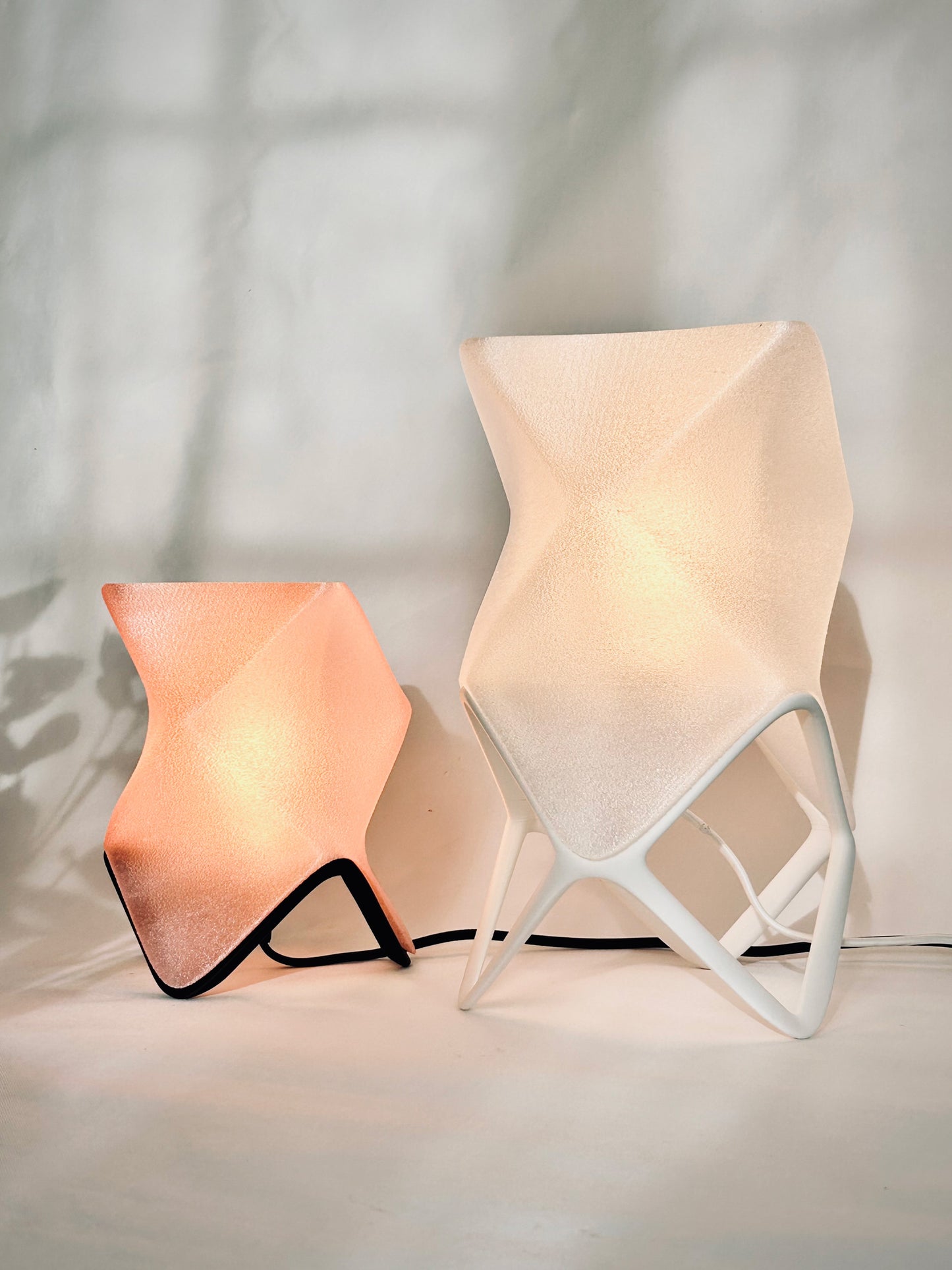 Origami Table Lamp – Modular 3D Printed Light | Minimalist Fold-Inspired Design
